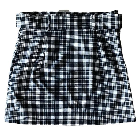 Divided H&M skirt mini plaid black white belted schoolgirl lined preppy size 10 - Picture 2 of 5